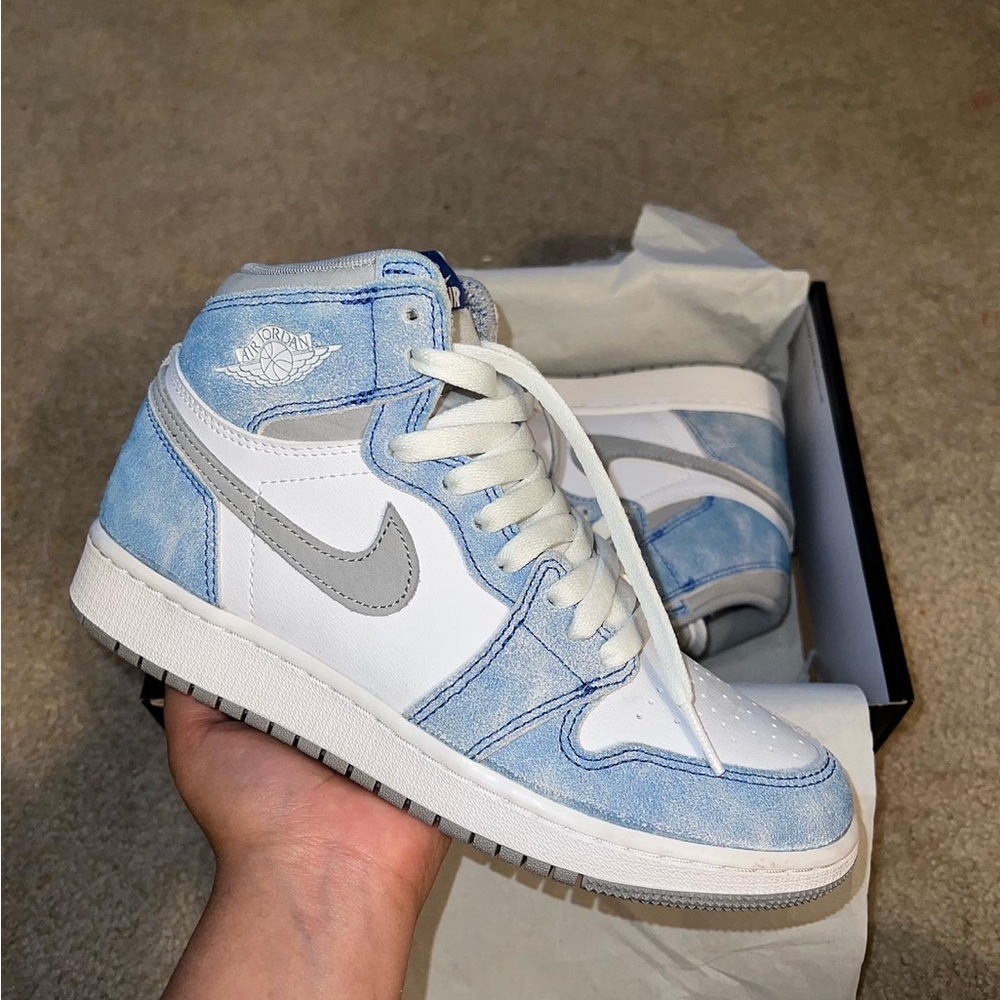 Jordan 1 Hyper Royal 5Y/6.5W
